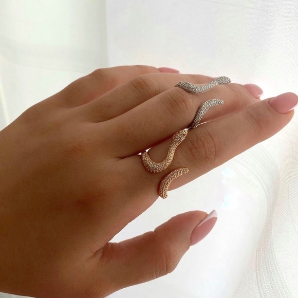 Silver Snake Ring Silver Color Zircon Adjustable Ring - Picture 6 of 9